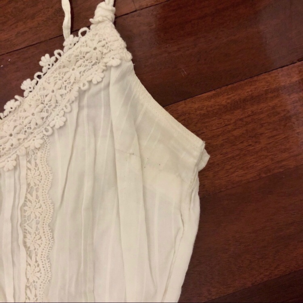 ❤️SOLD❤️ Gilly Hicks White Embroidered Mini Dress - Picture 5 of 7